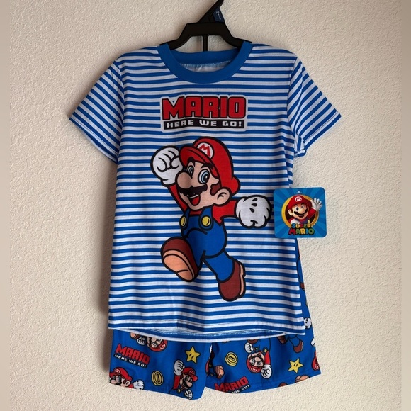 Nintendo Mario Boys  Striped Blue Short Sleeve and Shorts Pajama Set size XS-4/5 - Picture 2 of 4
